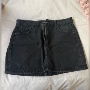 Aritzia - Denim Forum 90s Rocco skirt 26